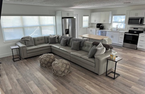 Clermont House | 4-bedroom Lake House in fabulous Clermont, Florida on Lake Nellie
