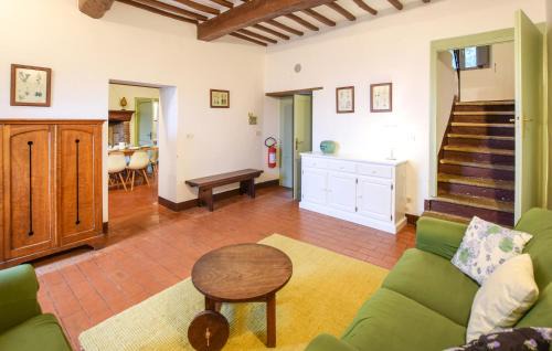 Paciano Apartment | 4 Bedroom Lovely Apartment In Paciano