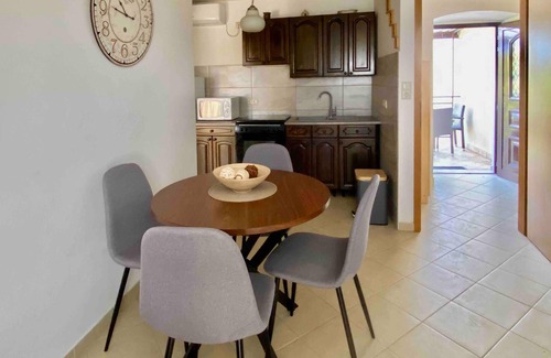 Sveti Anton House | 4 bedroom lovely home in Sveti Anton