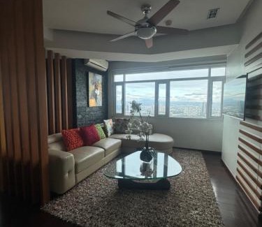 Ortigas Center Apartment | 4 Bedroom Luxury Condo in Ortigas