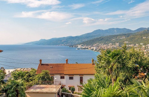 Sarsoni Apartment | 4 bedroom nice apartment in Rijeka