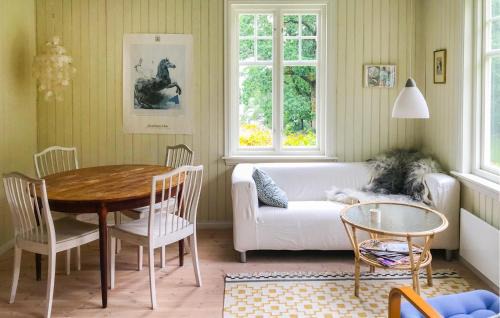 Lyngdal House | 4 Bedroom Nice Home In Lyngdal