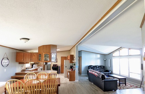 Ogallala House | 4 Bedroom North Ogallala. Off-Season Pricing