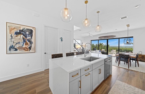 Averill Farms Villa | 4-bedroom oceanfront villa in Melbourne Beach with