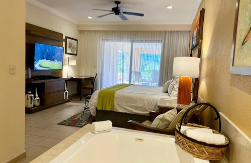 Loreto Resort | 4-Bedroom Penthouse at Villas del Palmar Loreto Resort – Ultimate Luxury Awaits