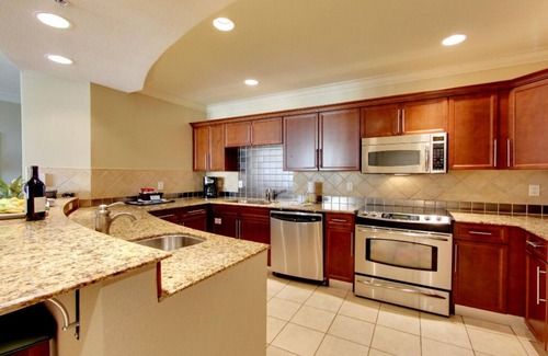 Destin Resort | 4 Bedroom Plus, Harbor View, on Destin Beach, Wyndham Emerald Grande!