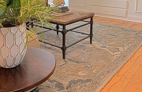 Goose Creek Apartment | 4 Bedroom Single family L-554465 by Houzlet