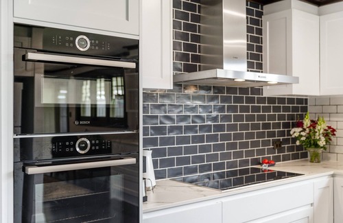 Tanunda Bed & Breakfast | 4 bedroom stone home walking distance to the best restaurants