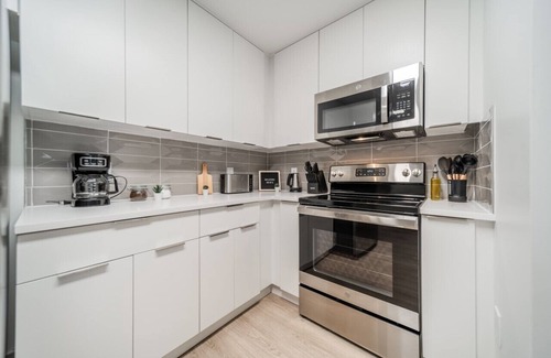 Third Ward Apartment | 4 Bedroom suite - Truist, Gym