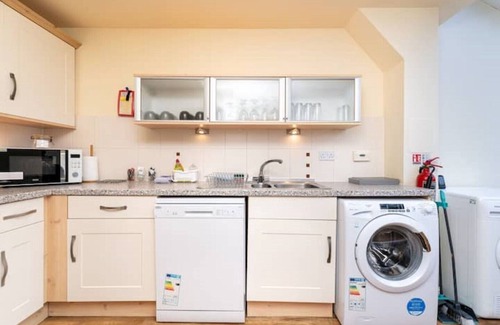 Tillicoultry House | 4 Bedroom Townhouse in Stirling