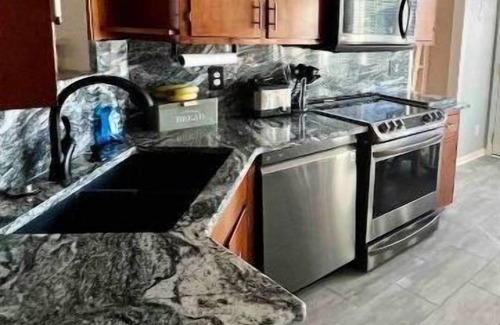 Clarksville House | 4-bedroom vacation home 16 minutes from Austin Peay State University