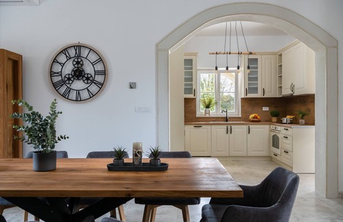 Kavran Villa | 4 Bedroom Villa in Kavran