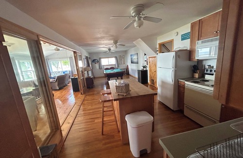 St. Albans Cottage | 4-Bedroom Waterfront Cottage on Lake Champlain