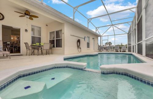 Esprit Villa | 4 bedrooms pool and spa home on golf course Fairways Estates