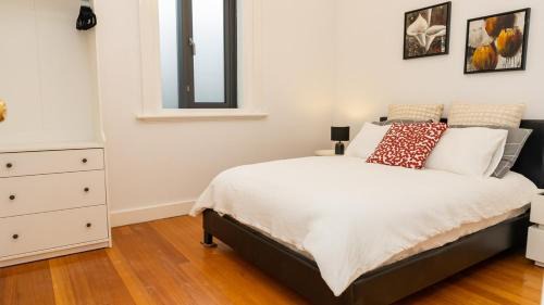Ormond Villa | 4 Bedrooms Spacious Family House