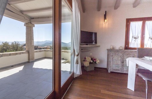 San Teodoro Villa | 4 bedrooms villa with sea view private pool and enclosed garden at Cala Ginepro 5 km away from the beach