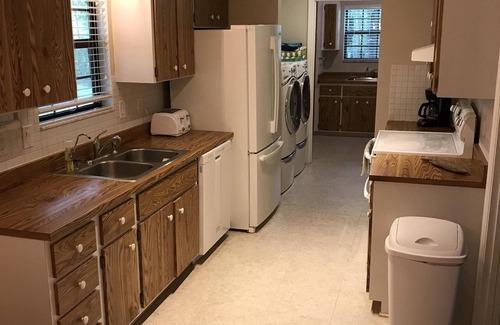Old Town House | 4 BR/3 BA Riverfront Home on the Suwannee River