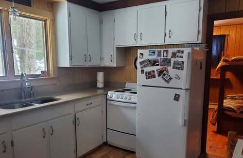 Moultonborough Cottage | 4 BR cottage on Lake Winnipesaukee with use of small boats
