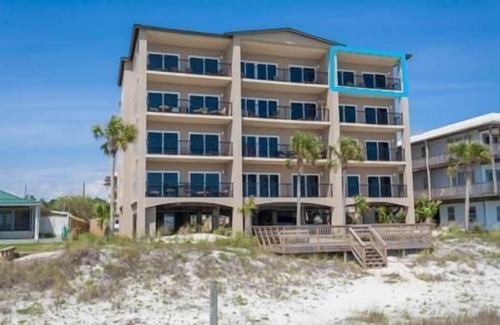 Mexico Beach Apartment | 4 C Able Dreams
