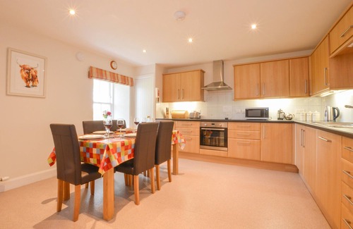 Benderloch Cottage | 4* Cottage on a traditional Scottish farm with Highland Cows on your doorstep
