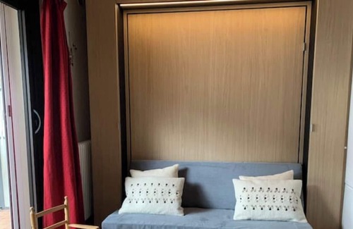 Peone Apartment | 4 Couchages sur les Pistes : Jardin/parking/casier