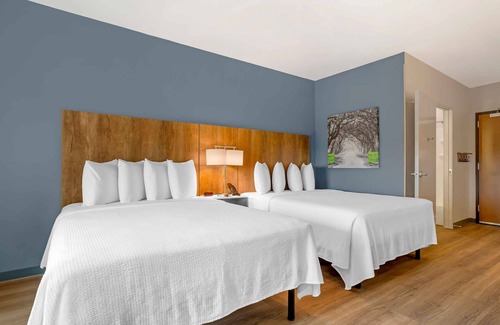 Trailer Estates Hotel | 4 Extended Stay Units | Bradenton Location | Near Downtown