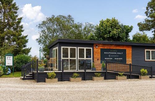 Dobwalls House | 4 Faraway Fields