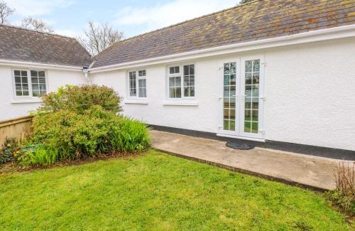 Kilgetty House | 4 Hanbury Lodge