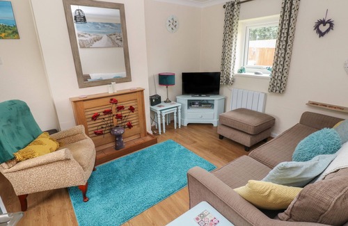 Neyland Cottage | 4 HONEYBOROUGH FARM COTTAGES, family friendly in Neyland