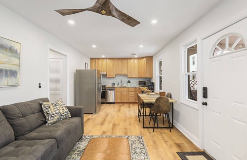 Wall Cottage | 4 houses from the beach! Belmar Rear West Cottage