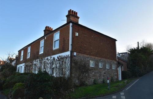 Icklesham House | 4 Landgate Cottages