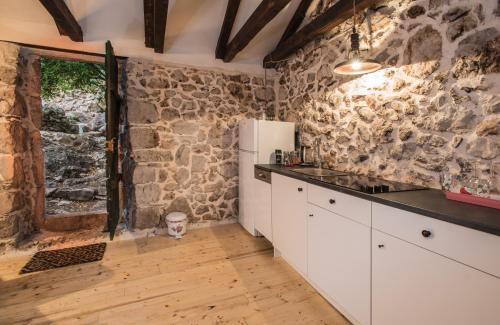 Janjina Apartment | 4 Limuna