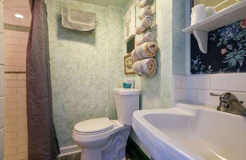 Trenton Hotel | 4 Lovely Suite near Acadia Open Hearth Inn