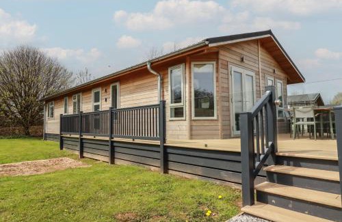 Dobwalls House | 4 Meadow Retreat