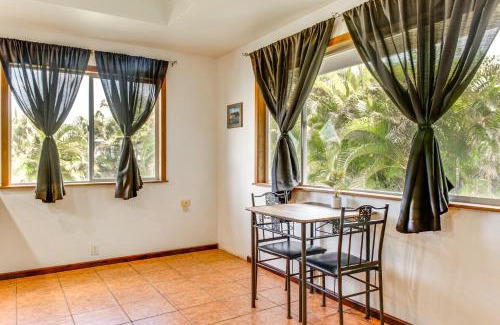 Keaau Apartment | 4 Mi to Beach Keaau Retreat with Relaxing Porch!