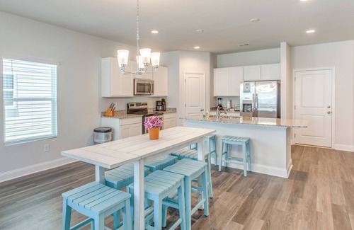 Ocean Isle Beach House | 4 Mi to Beaches: Spacious Home in Ocean Isle Beach