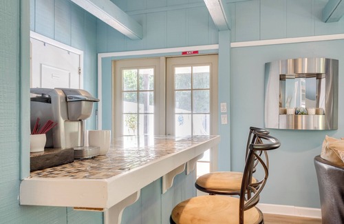 Chattanooga Apartment | 4 Mi to Downtown Chattanooga: Studio w/Hot Tub