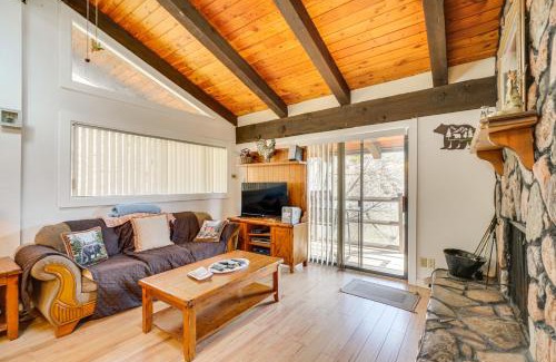 Sevierville Apartment | 4 Mi to Forbidden Caverns Mtn-View Hideaway!