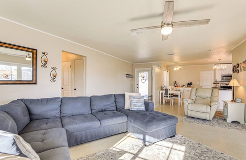 Venice Gardens House | 4 Mi to Historic Dtwn Venice: Home w/Heated Pool!