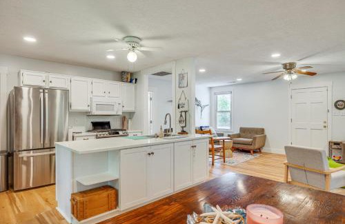 Morehead City House | 4 Mi to Radio Island Beach Family Cottage