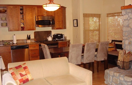 Mammoth Lakes Condo | 4 minute Walk to Canyon Lodge from Luxury Remodeled Ski Condo at Chamonix #83