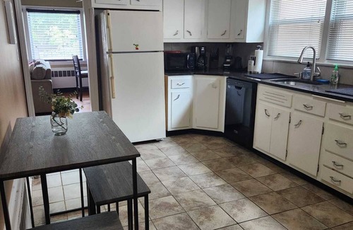 Asbury Park House | 4 minutes to famous Asbury boardwalk, beach, and other attractions.