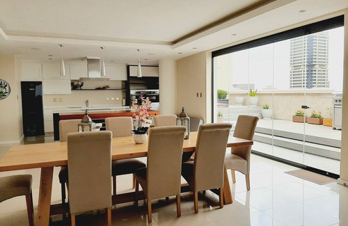 Downtown Johannesburg Apartment | 4 on Pritchard