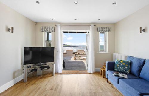 Putsborough House | 4 Out Of The Blue, Croyde