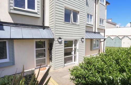 Rhosneigr Apartment | 4 Pen Llanw Tides Reach