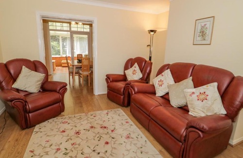 Penrhyn Bay House | 4 Penrhyn Beach East
