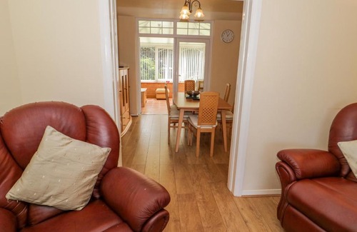 Penrhyn Bay House | 4 Penrhyn Beach East