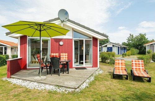 Lensterstrand House | 4 person holiday home in GROEMITZ