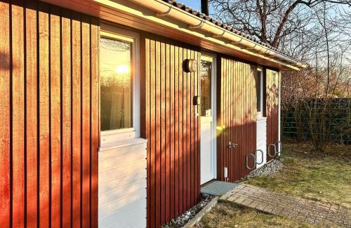 Lensterstrand House | 4 person holiday home in GROEMITZ