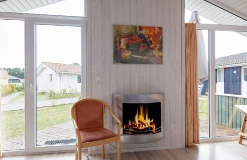 Lensterstrand House | 4 person holiday home in GROEMITZ